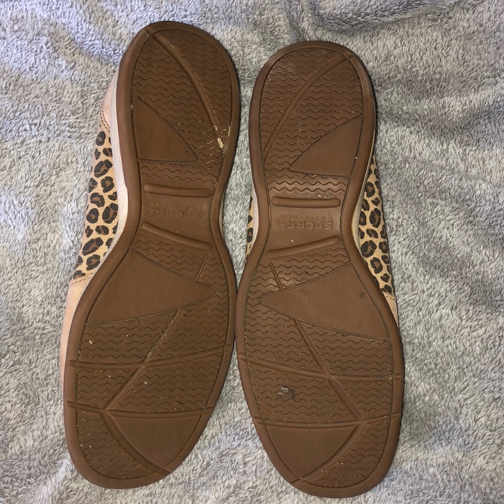 Cheetah patterned Sperrys - Picture 2 of 4
